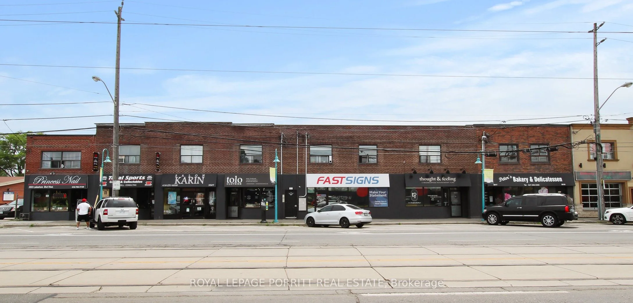 3511 Lake Shore Boulevard W 4, Toronto W06, ON M8W 1N5