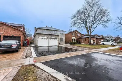 Detached in Mississauga