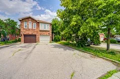 5472 Bullrush Drive, Mississauga, ON L5V 1Z1