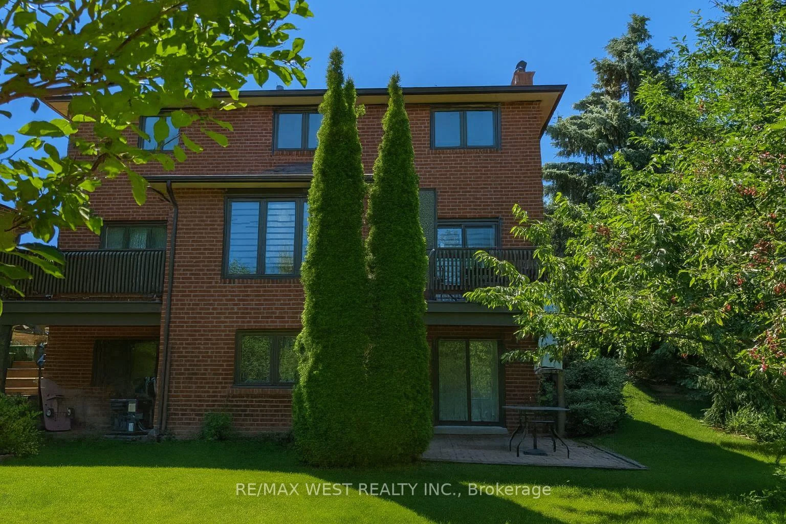 4256 Petersburg Crescent, Mississauga, ON L4Z 2T2