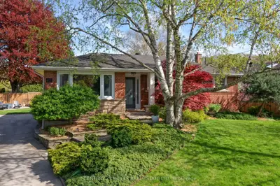 Detached in Burlington