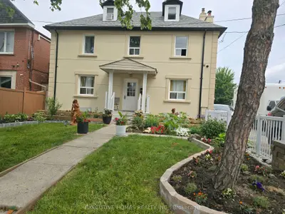 Detached in Toronto