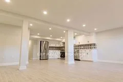 1046 Caven Street Lower, Mississauga, ON L5G 4J4
