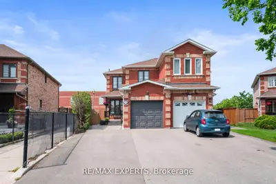 Semi-Detached in Caledon