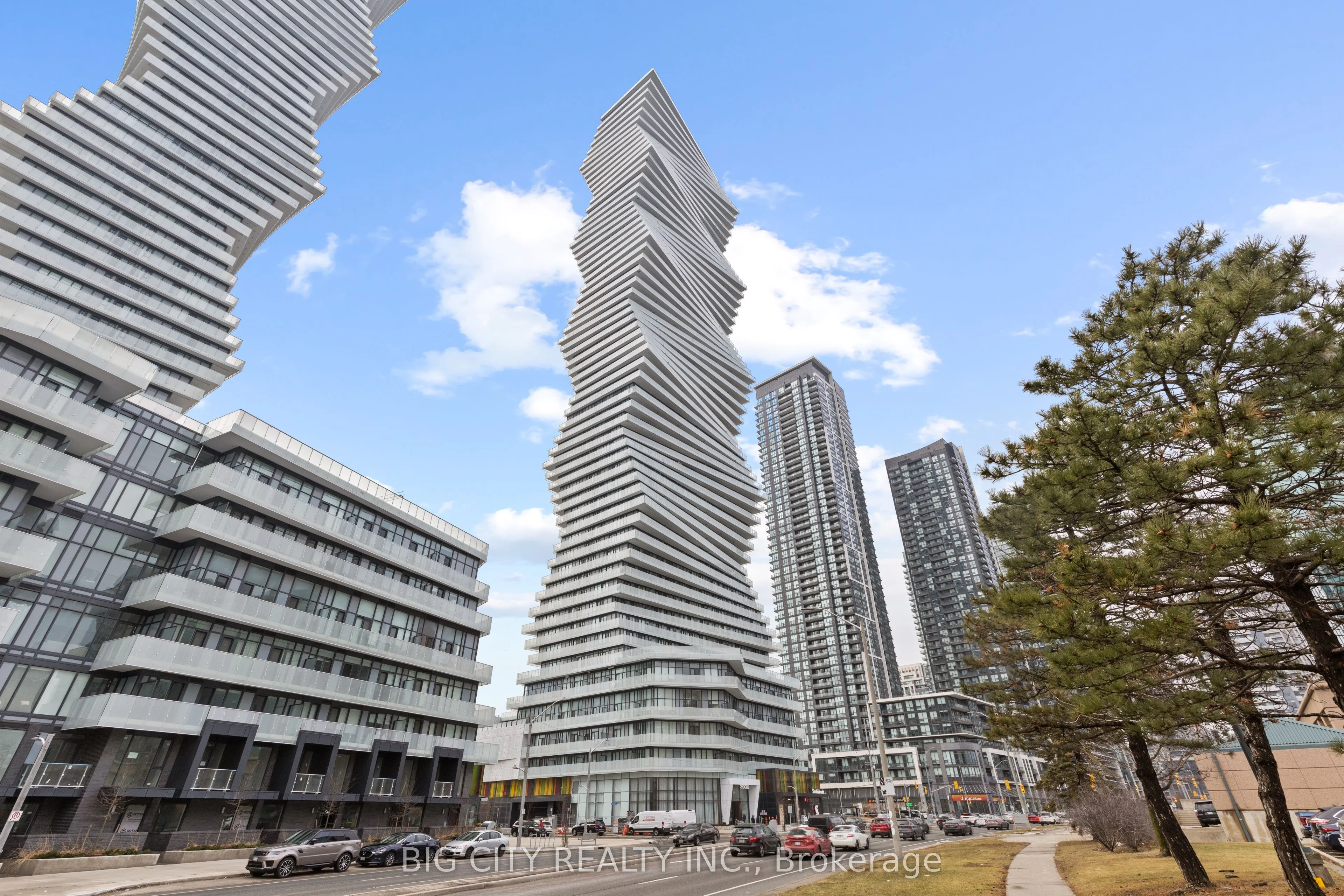 3900 Confederation Parkway 4303, Mississauga, ON L5B 0M3