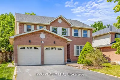 Detached in Burlington