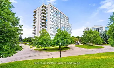 Condo Apartment in Brampton
