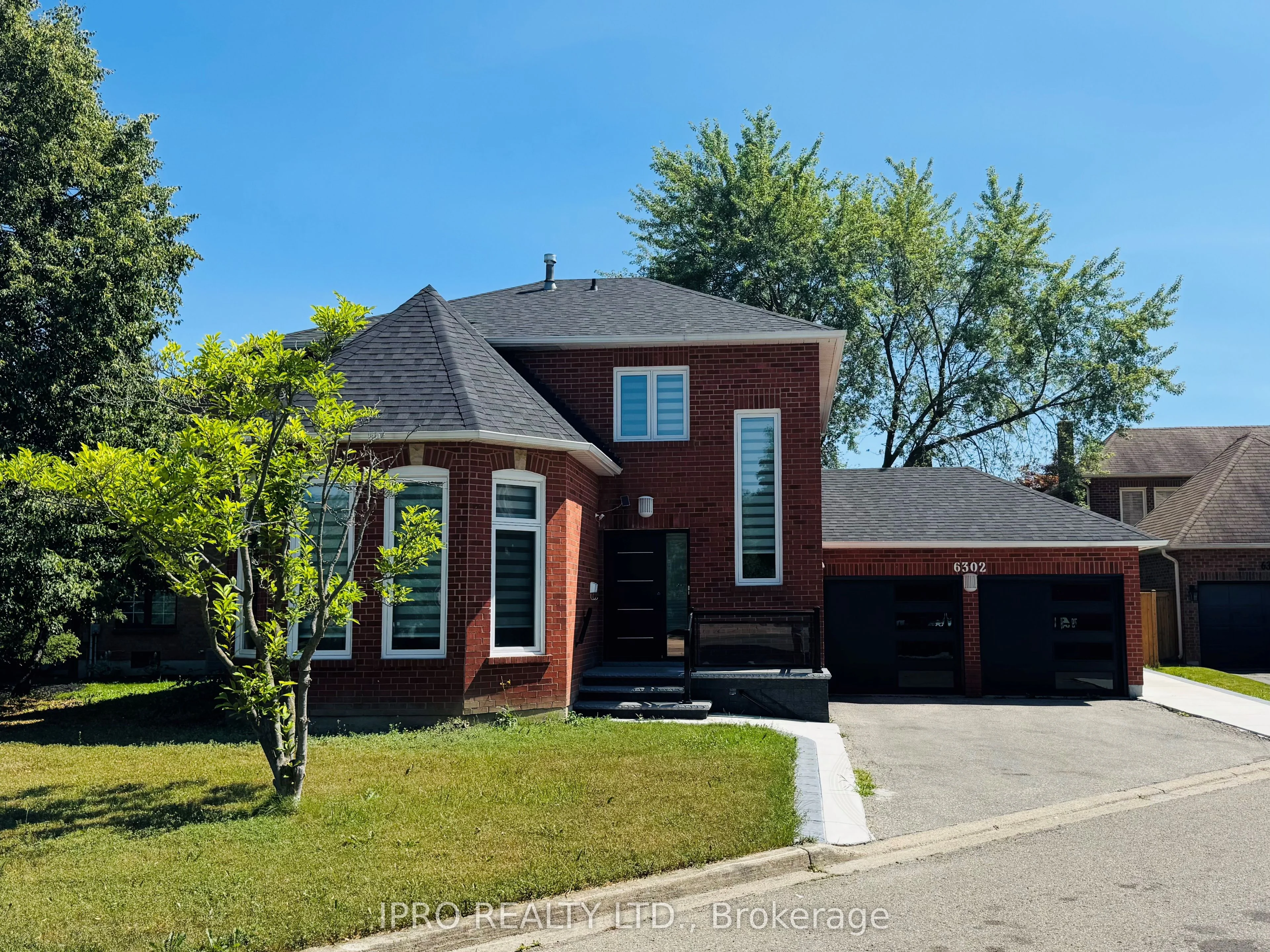 6302 Tenth Line Upper, Mississauga, ON L5N 5T1
