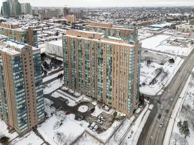 Condo Apartment in Mississauga