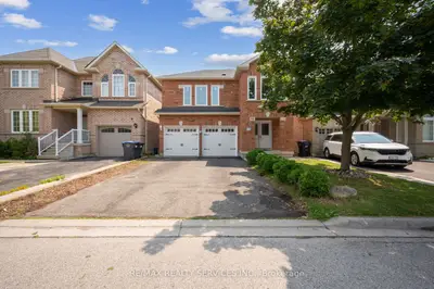 Detached in Brampton
