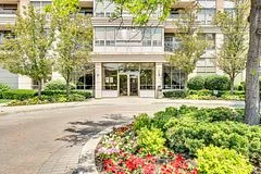 55 Strathaven Drive 201, Mississauga, On L5r 4g9