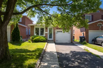 Detached in Brampton