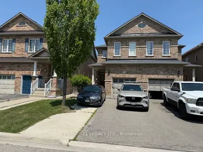 Semi-Detached in Mississauga