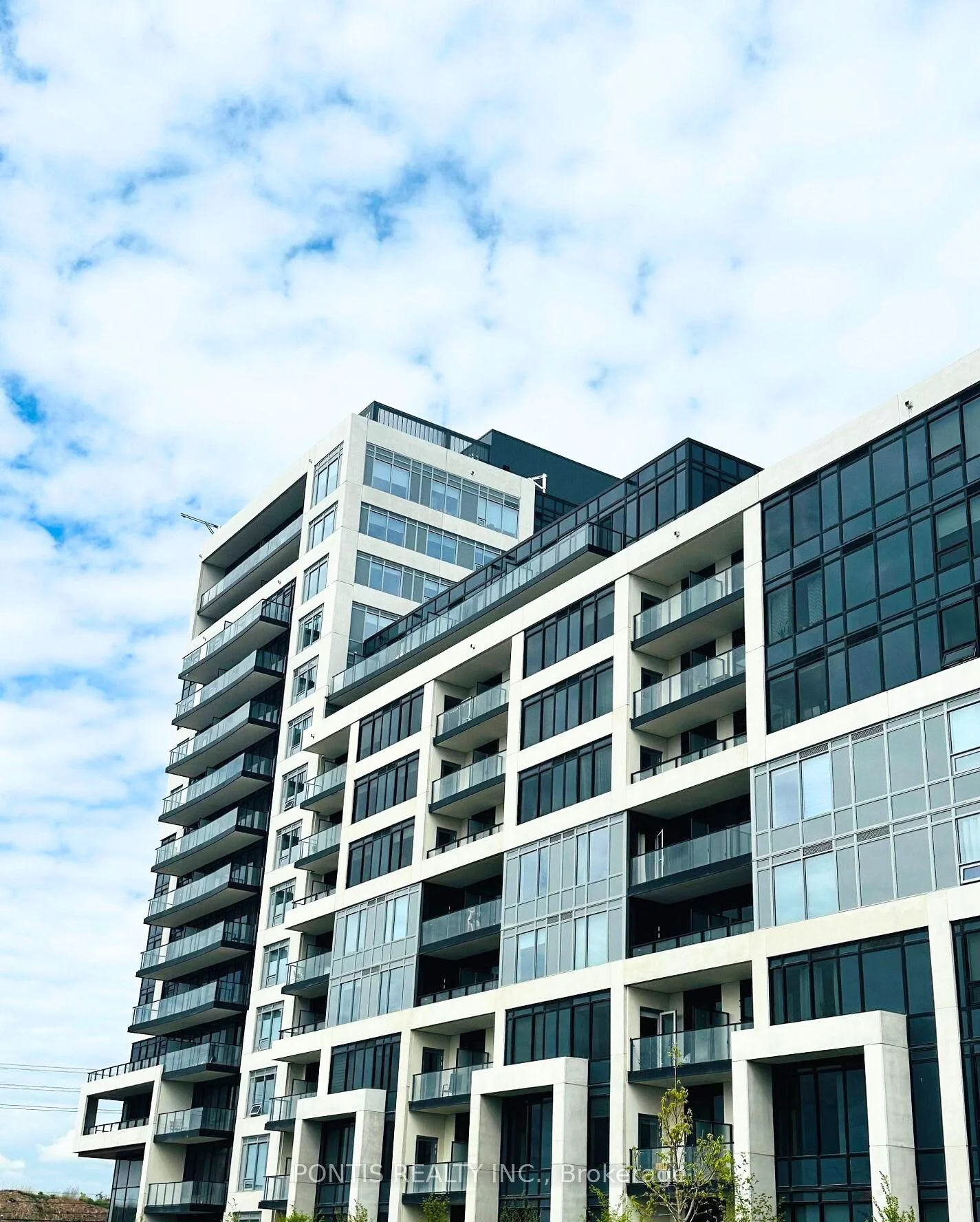 3220 WILLIAM COLTSON Avenue 719, Oakville, ON L6H 7X9