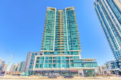 Condo Apartment in Mississauga