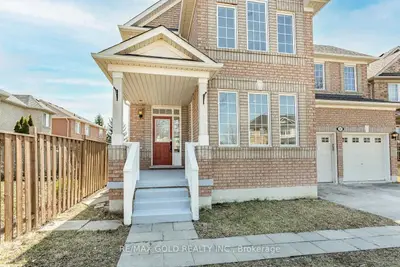 Detached in Brampton