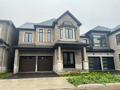 Detached in Oakville