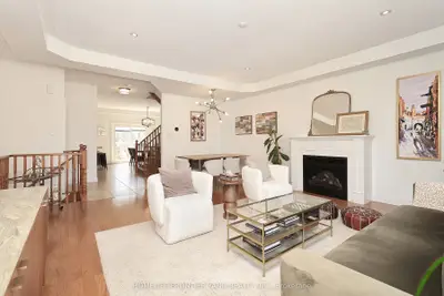 Condo Townhouse in Toronto