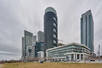 Condo Apartment in Toronto