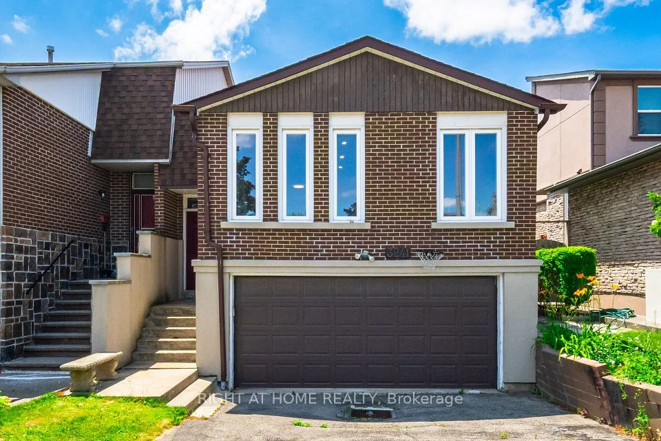 3241 Mccarthy Court, Mississauga, On L4y 3z4
