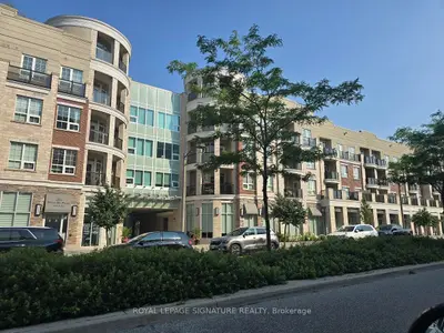 Condo Apartment in Oakville