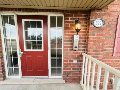 Condo Townhouse in Mississauga