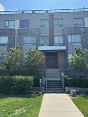 1238 Cawthra Road 11, Mississauga, ON L5G 0B6