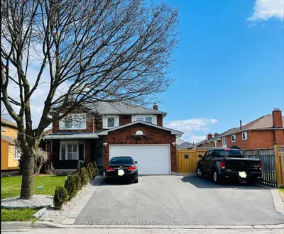 Detached in Brampton