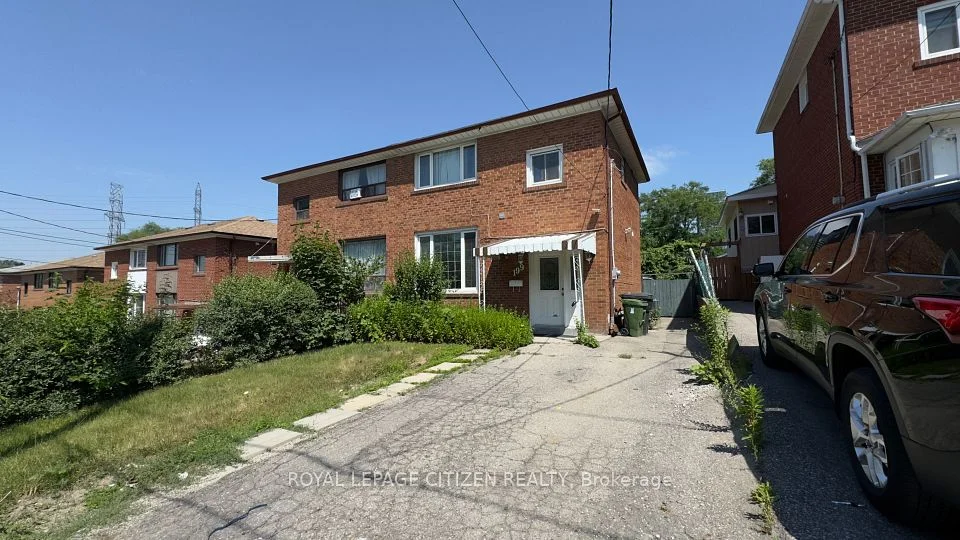 199 Habitant Drive Main, Toronto W05, ON M9M 2P4