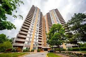 10 Martha Eaton Way 212, Toronto W04, ON M6M 5B3
