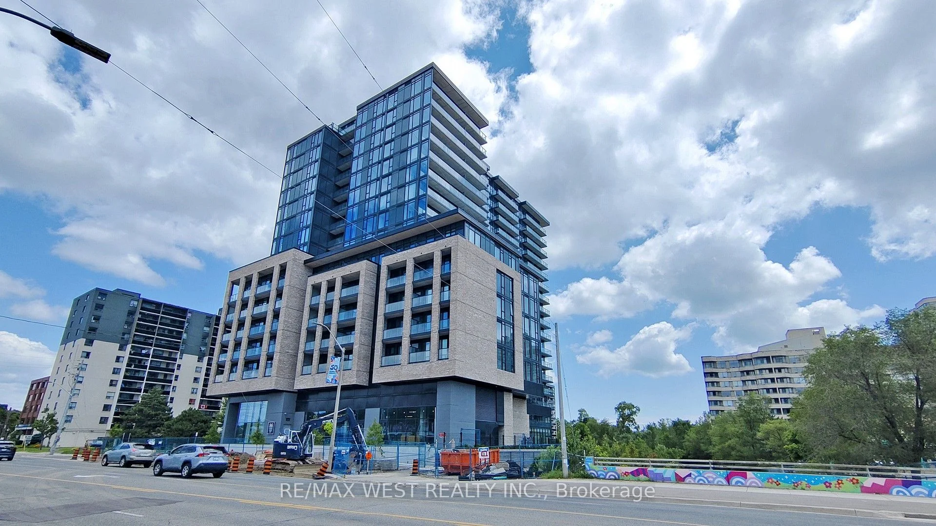 86 Dundas Street E 1109, Mississauga, ON L5A 0B1