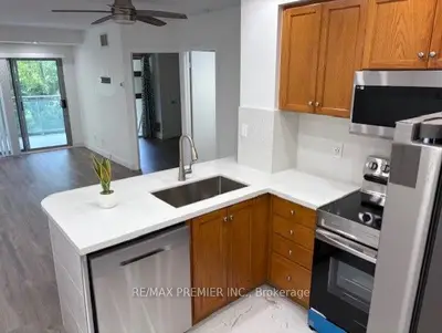 Condo Apartment in Toronto