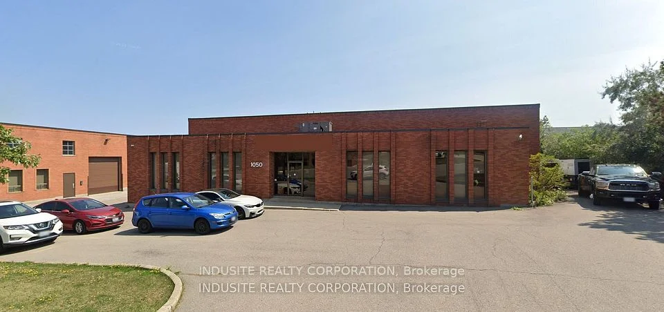 1050 Jayson Court, Mississauga, ON L4W 2V5