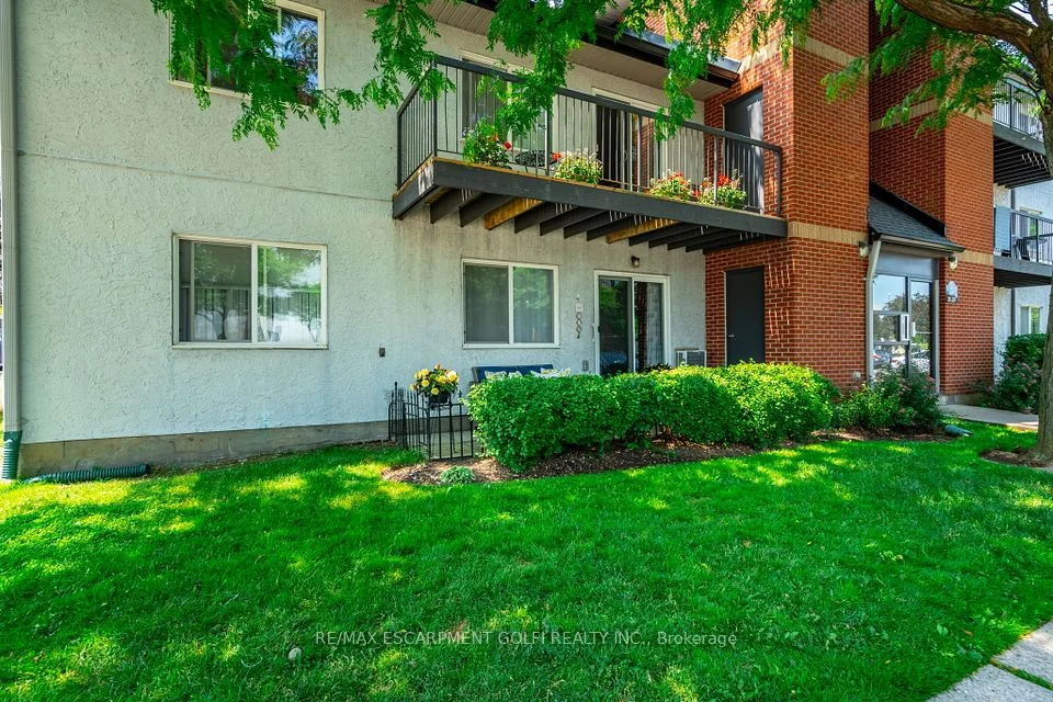 1450 Glen Abbey Gate 311, Oakville, ON L6M 2V7