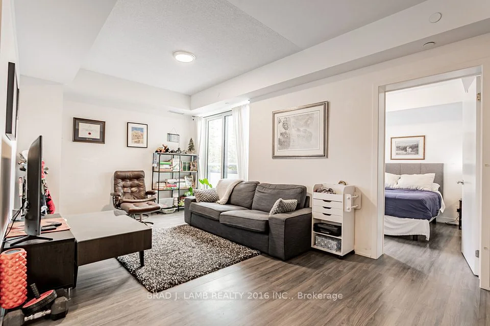1830 Bloor Street W 440, Toronto W02, ON M6P 0A2