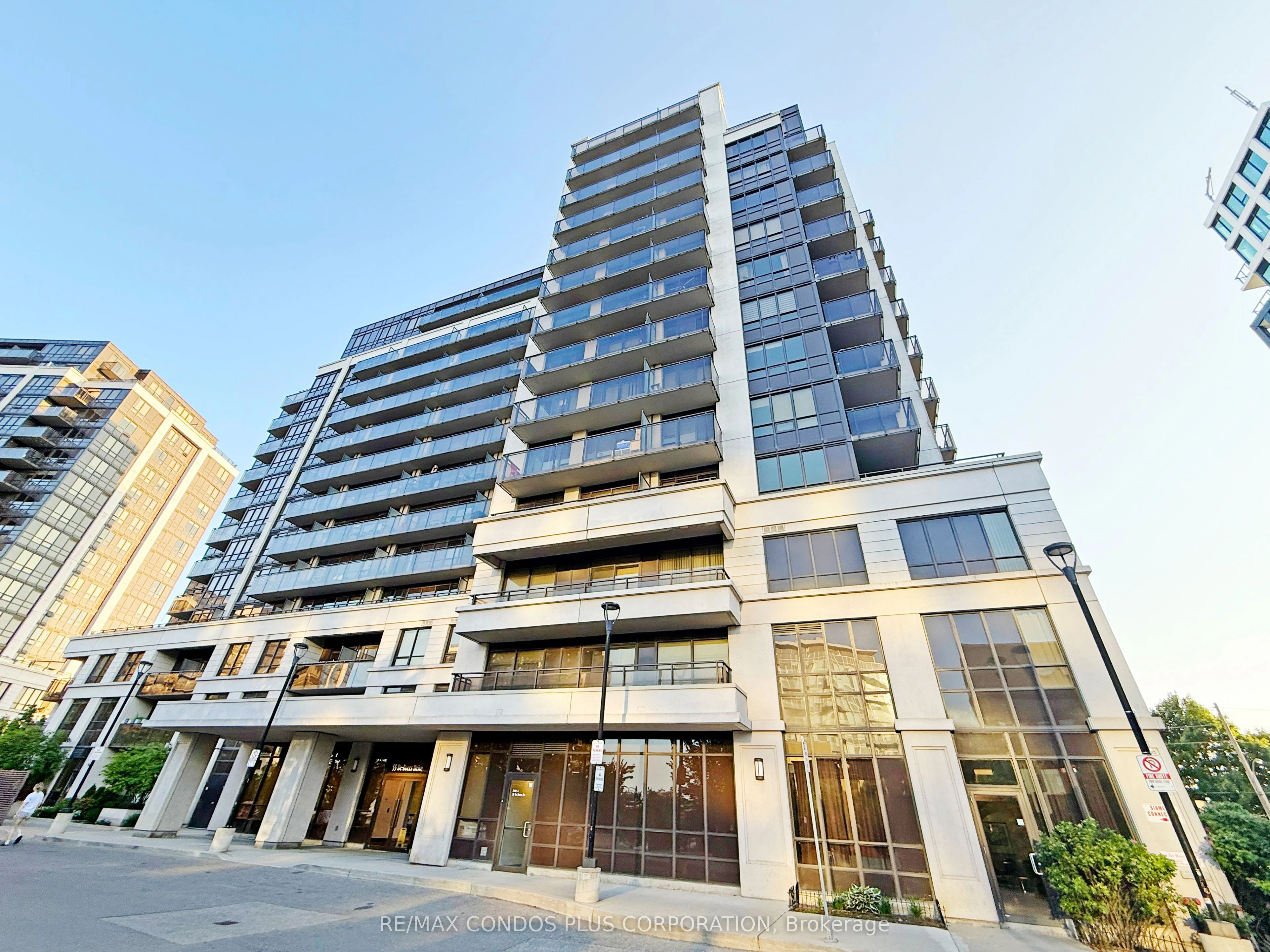 55 De Boers Drive 905, Toronto W05, ON M3J 0G5