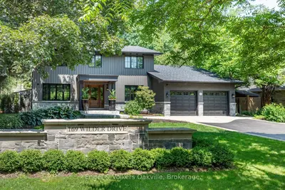 Detached in Oakville