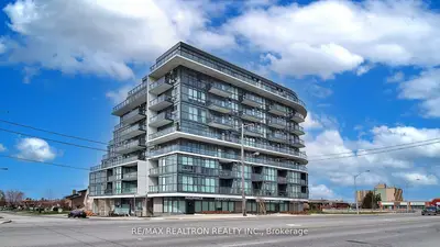 Condo Apartment in Toronto