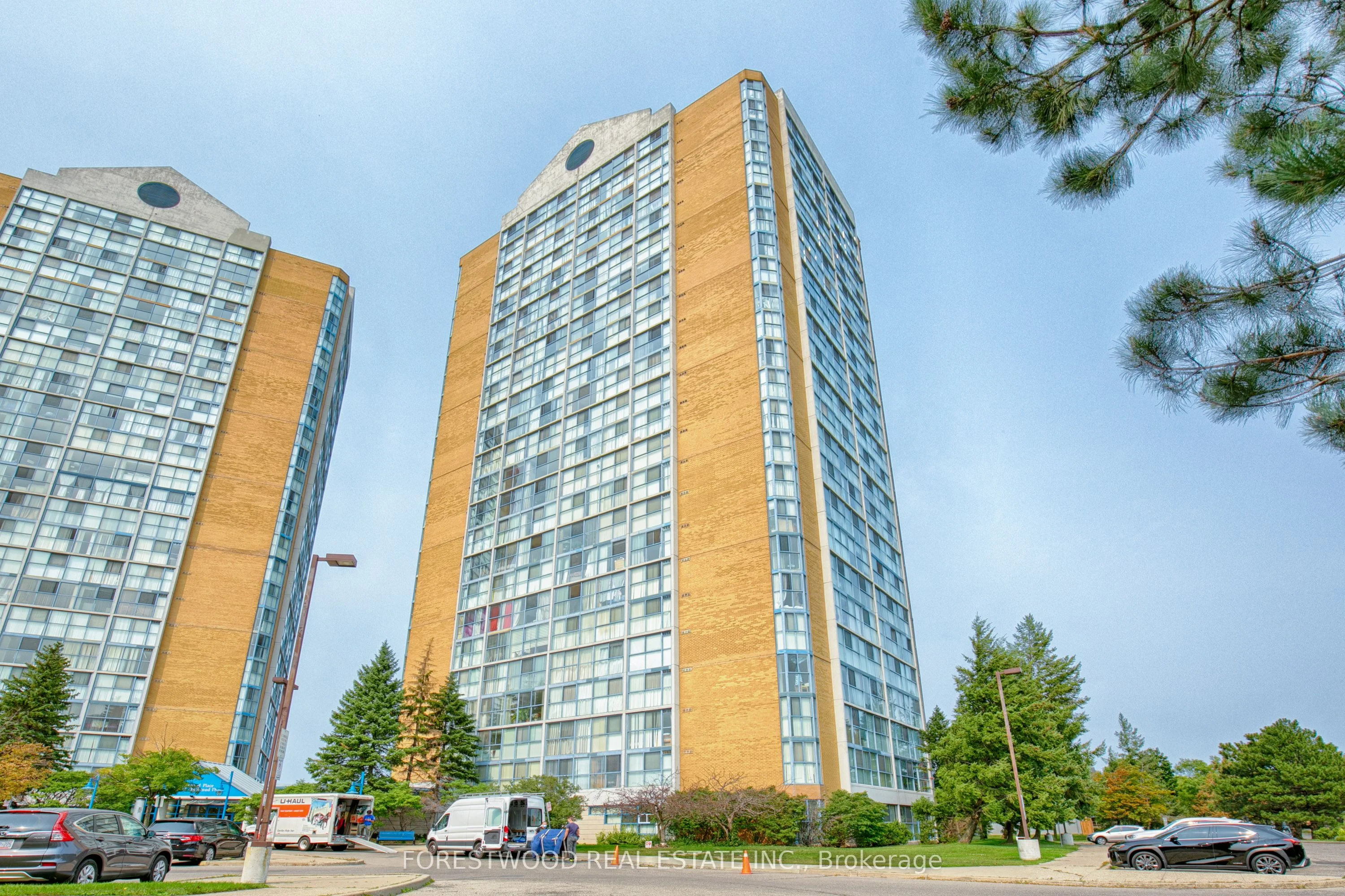 35 Trailwood Drive 711, Mississauga, On L4z 3l6