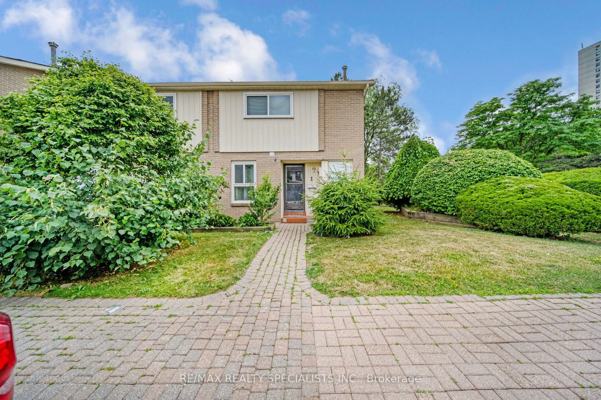 Condo Townhouse in Brampton