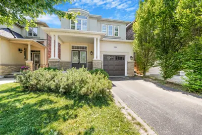 Detached in Oakville