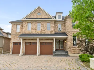 Detached in Brampton