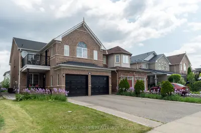 Detached in Brampton
