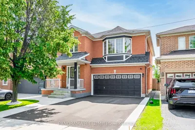 Detached in Brampton