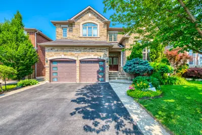 Detached in Oakville