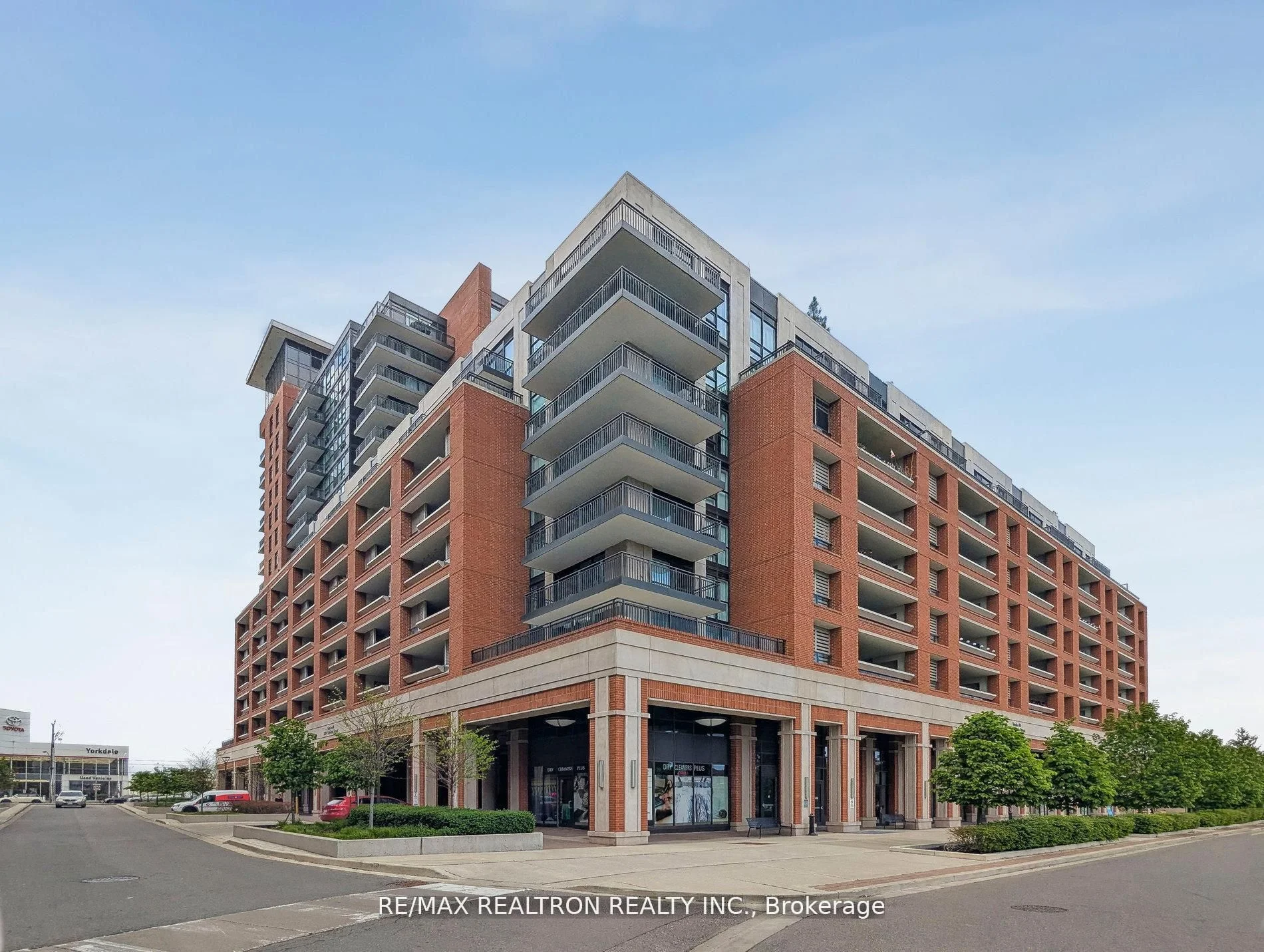 3091 Dufferin Street 731, Toronto W04, ON M6A 0C4