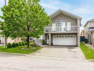 Detached in Brampton