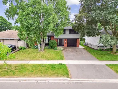 Detached in Burlington