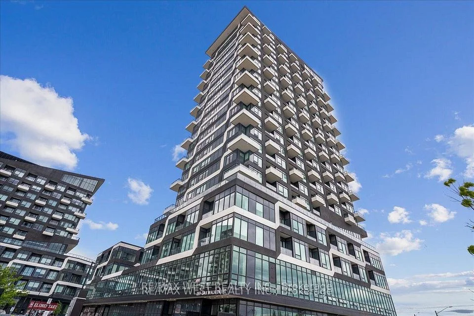 297 Oak Walk Drive 2406, Oakville, On L6h 3r6