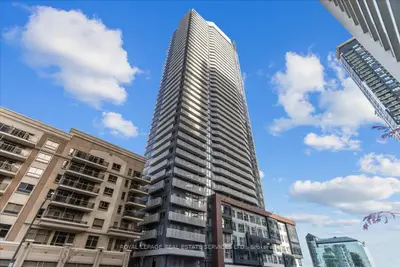 Condo Apartment in Mississauga